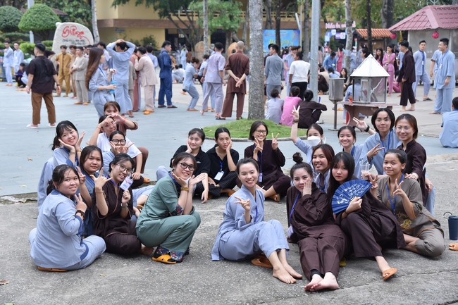 Sixth day of Summer Retreat 2022 at Hoang Phap Pagoda