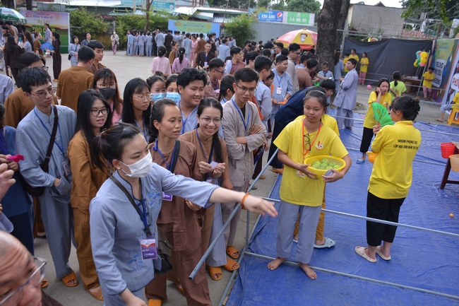 Sixth day of Summer Retreat 2022 at Hoang Phap Pagoda