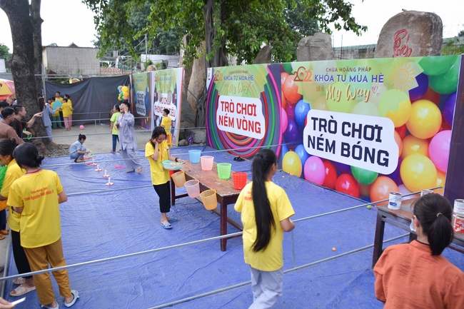 Sixth day of Summer Retreat 2022 at Hoang Phap Pagoda