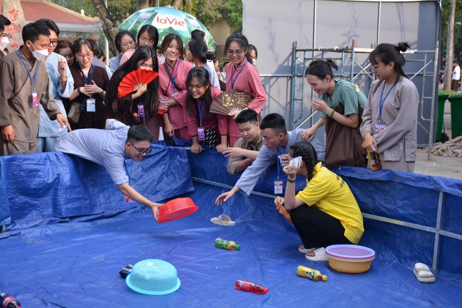 Sixth day of Summer Retreat 2022 at Hoang Phap Pagoda