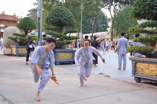 Sixth day of Summer Retreat 2022 at Hoang Phap Pagoda