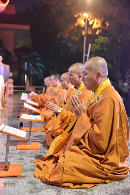 Sixth day of Summer Retreat 2022 at Hoang Phap Pagoda