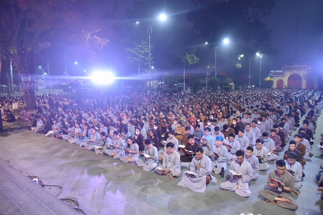 Sixth day of Summer Retreat 2022 at Hoang Phap Pagoda