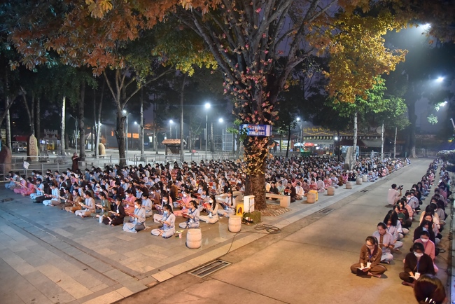 Sixth day of Summer Retreat 2022 at Hoang Phap Pagoda