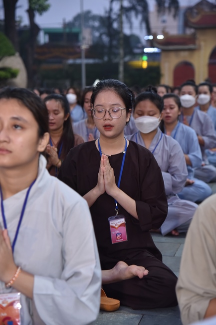Sixth day of Summer Retreat 2022 at Hoang Phap Pagoda