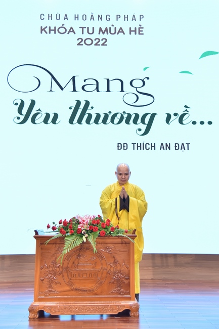 Sixth day of Summer Retreat 2022 at Hoang Phap Pagoda