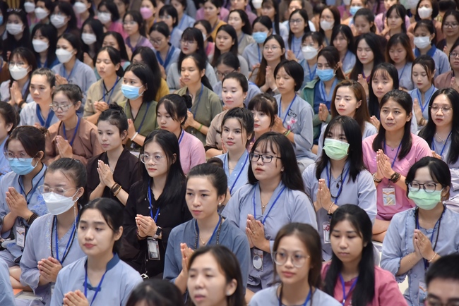 Sixth day of Summer Retreat 2022 at Hoang Phap Pagoda