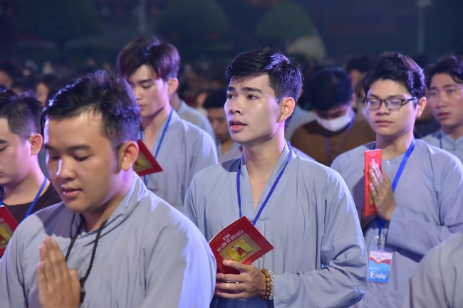 Sixth day of Summer Retreat 2022 at Hoang Phap Pagoda