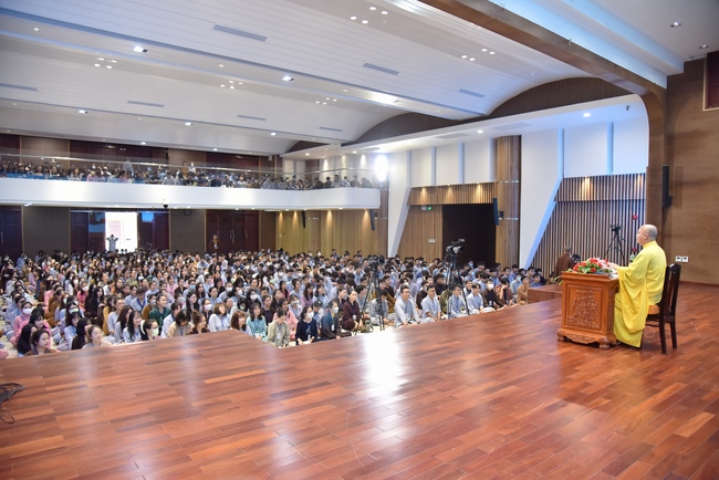 Sixth day of Summer Retreat 2022 at Hoang Phap Pagoda