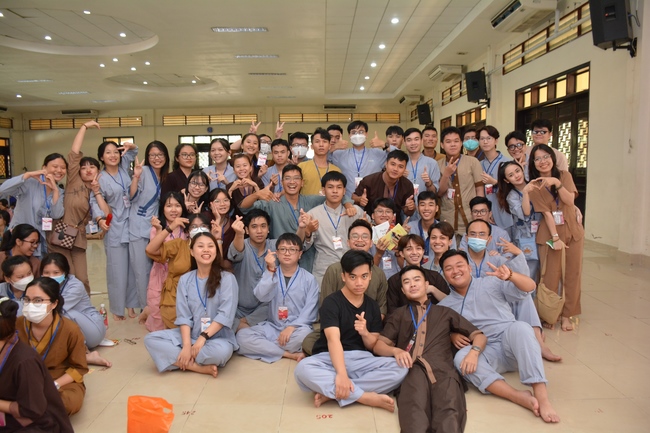 Sixth day of Summer Retreat 2022 at Hoang Phap Pagoda