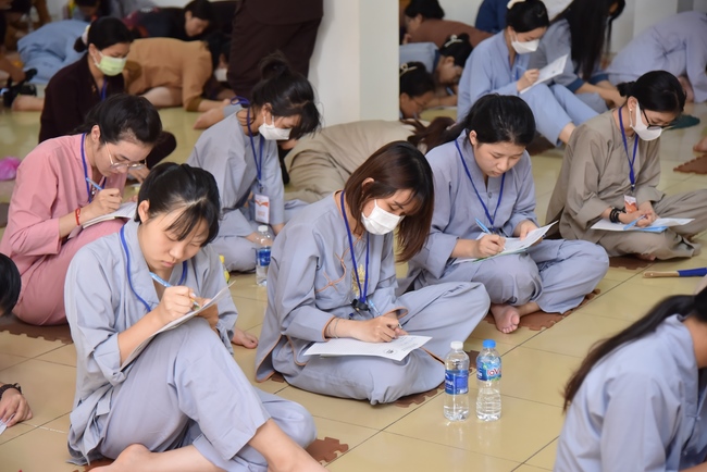 Sixth day of Summer Retreat 2022 at Hoang Phap Pagoda