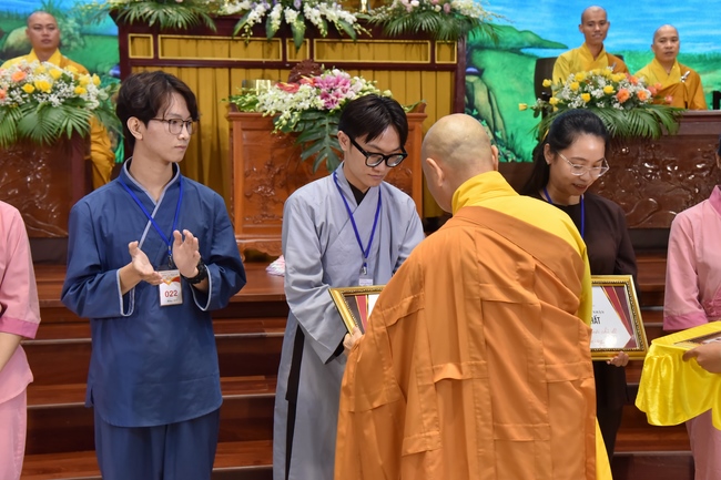 Seventh day of Summer Retreat 2022 at Hoang Phap Pagoda