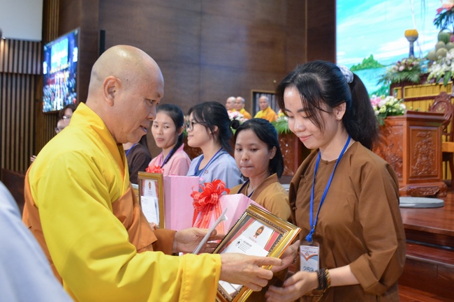 Seventh day of Summer Retreat 2022 at Hoang Phap Pagoda
