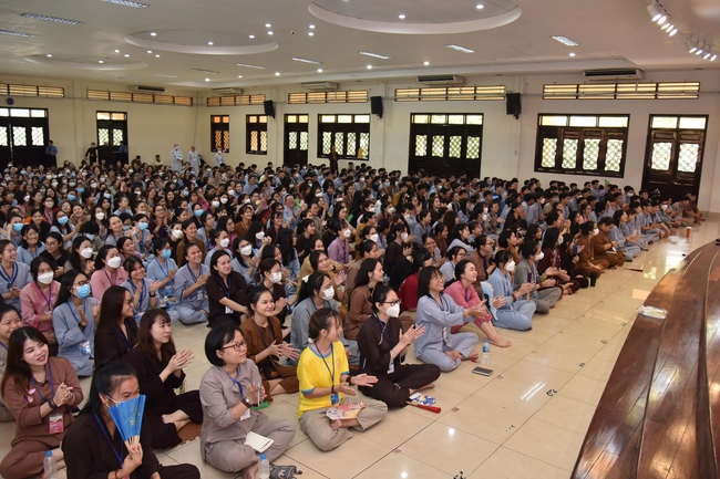 Seventh day of Summer Retreat 2022 at Hoang Phap Pagoda