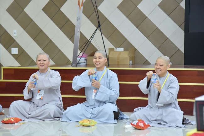 Seventh day of Summer Retreat 2022 at Hoang Phap Pagoda