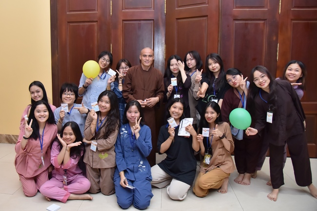 Seventh day of Summer Retreat 2022 at Hoang Phap Pagoda