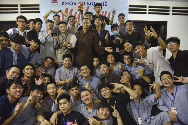 Seventh day of Summer Retreat 2022 at Hoang Phap Pagoda