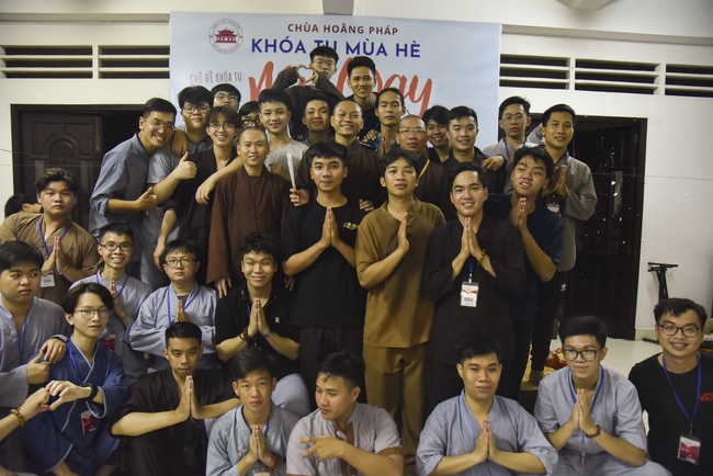 Seventh day of Summer Retreat 2022 at Hoang Phap Pagoda