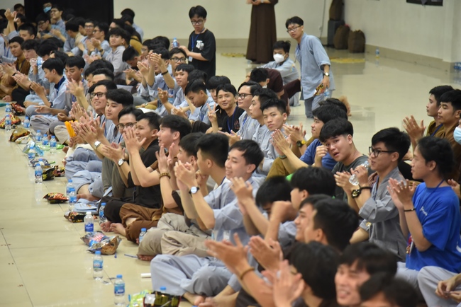 Seventh day of Summer Retreat 2022 at Hoang Phap Pagoda