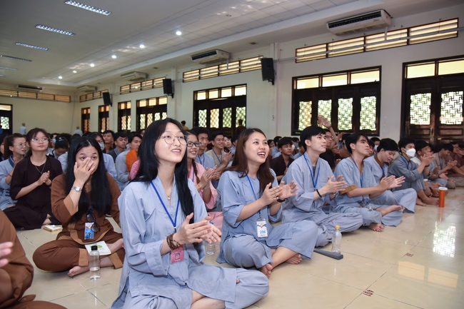 Seventh day of Summer Retreat 2022 at Hoang Phap Pagoda
