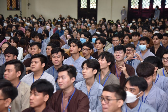 Seventh day of Summer Retreat 2022 at Hoang Phap Pagoda
