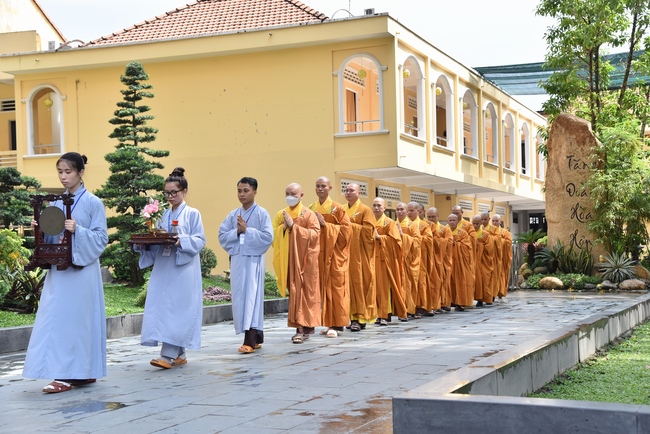 Seventh day of Summer Retreat 2022 at Hoang Phap Pagoda