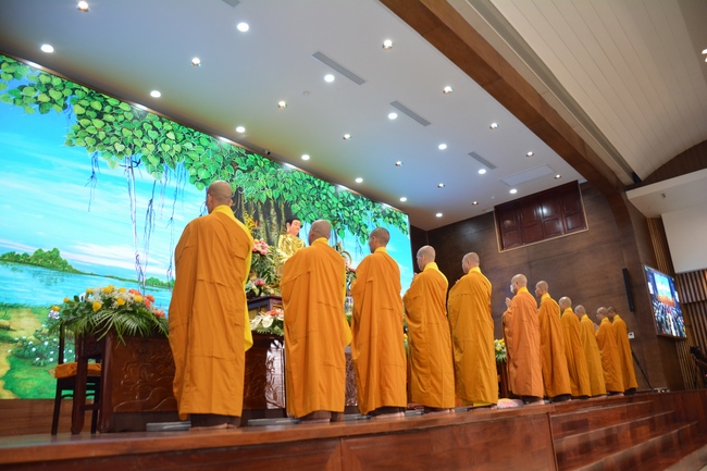 Seventh day of Summer Retreat 2022 at Hoang Phap Pagoda