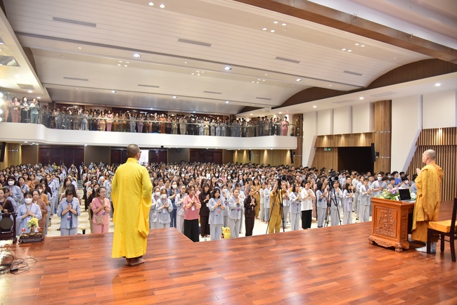 Seventh day of Summer Retreat 2022 at Hoang Phap Pagoda