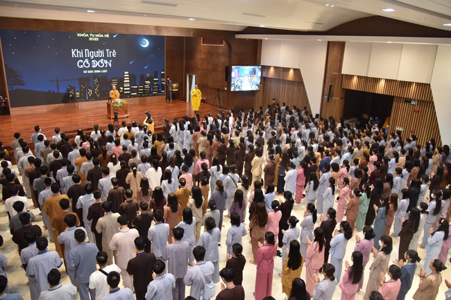 Seventh day of Summer Retreat 2022 at Hoang Phap Pagoda