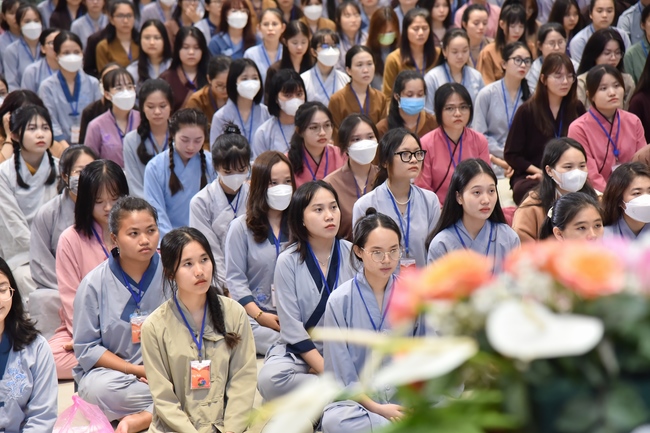 Seventh day of Summer Retreat 2022 at Hoang Phap Pagoda
