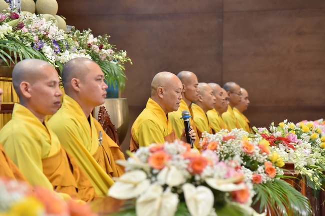 Seventh day of Summer Retreat 2022 at Hoang Phap Pagoda