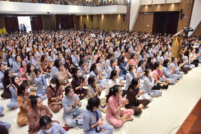 Seventh day of Summer Retreat 2022 at Hoang Phap Pagoda