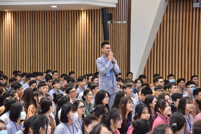 Seventh day of Summer Retreat 2022 at Hoang Phap Pagoda