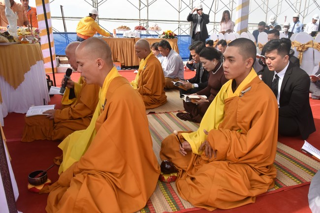 Lễ Cất nóc nhà dự án Legacy Central - Khơi Nguồn Hạnh Phúc