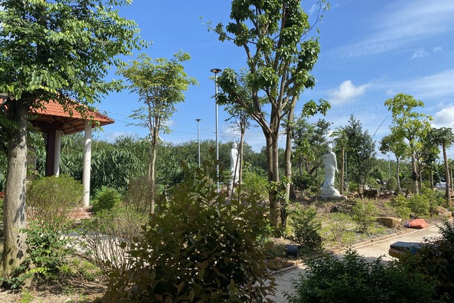 Periodic repentance ceremony at Suoi Phap Pagoda