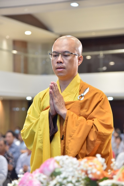 Lễ thế phát xuất gia 01/07 Nhâm Dần