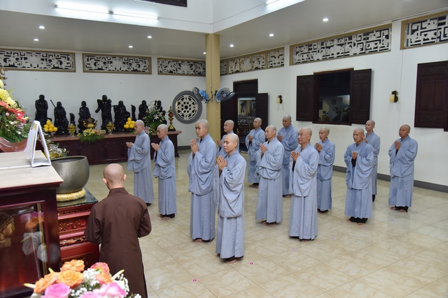 Lễ thế phát xuất gia 01/07 Nhâm Dần