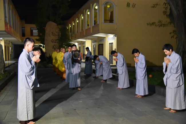 Lễ thế phát xuất gia 01/07 Nhâm Dần