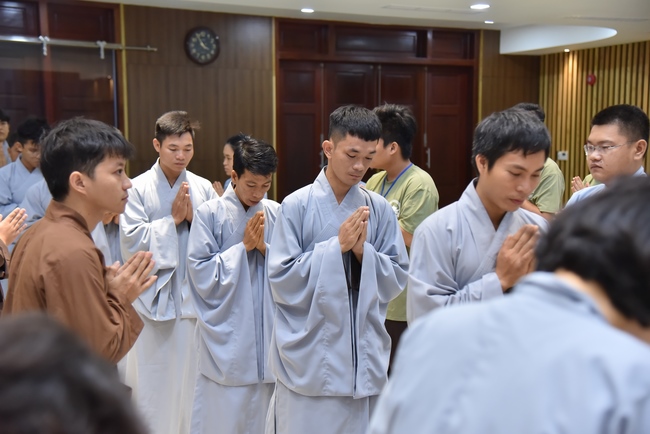 Lễ thế phát xuất gia 01/07 Nhâm Dần