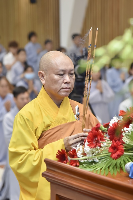 Lễ thế phát xuất gia 01/07 Nhâm Dần