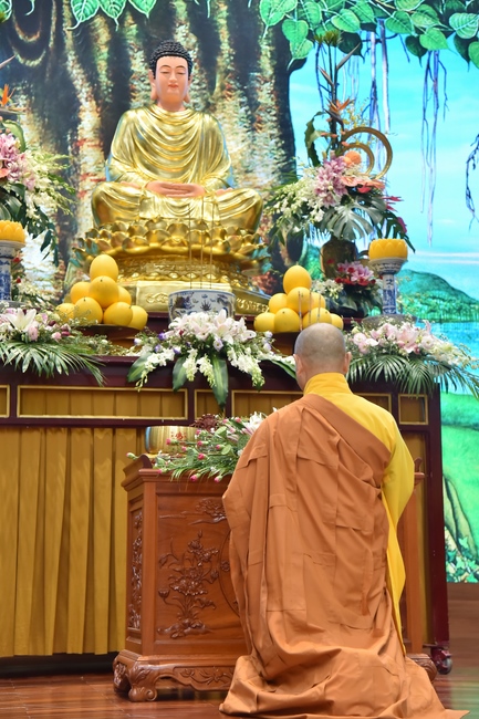 Lễ thế phát xuất gia 01/07 Nhâm Dần