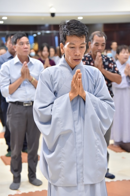 Lễ thế phát xuất gia 01/07 Nhâm Dần