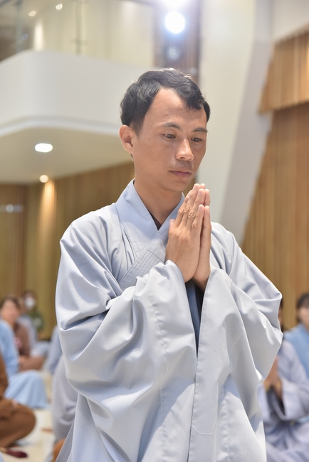 Lễ thế phát xuất gia 01/07 Nhâm Dần