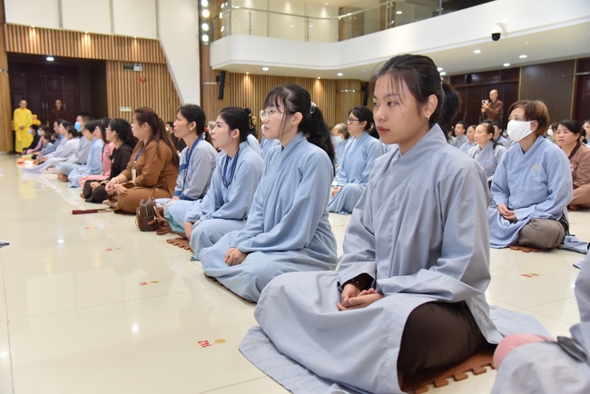 Lễ thế phát xuất gia 01/07 Nhâm Dần