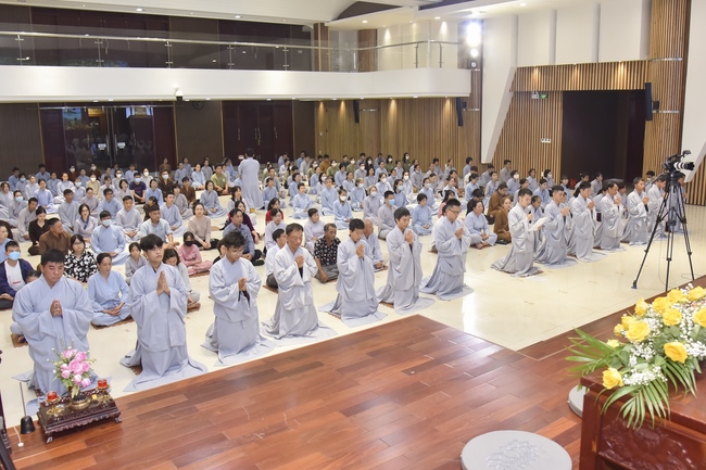 Lễ thế phát xuất gia 01/07 Nhâm Dần