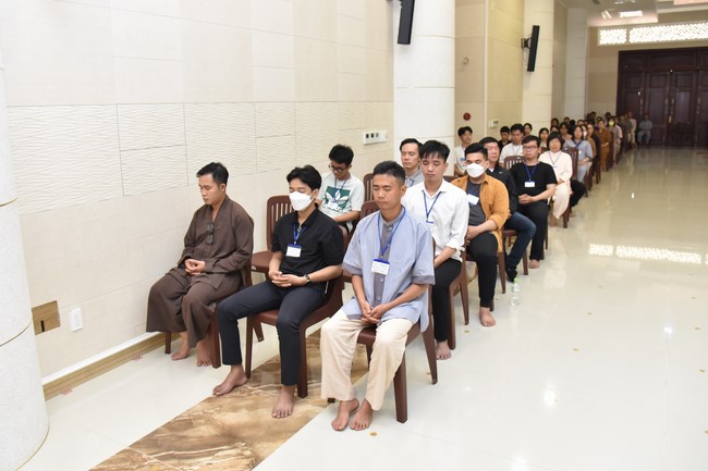 Gosinga Vietnam – Continuous Attention meditation Retreat for students