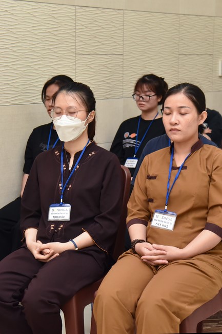 Gosinga Vietnam – Continuous Attention meditation Retreat for students