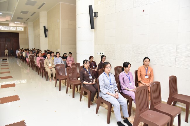 Gosinga Vietnam – Continuous Attention meditation Retreat for students