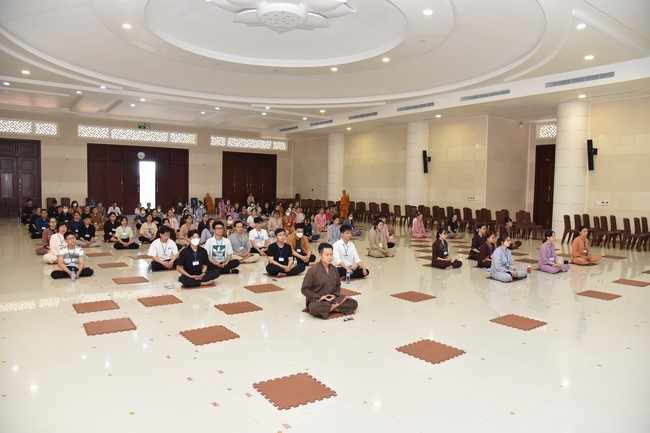 Gosinga Vietnam – Continuous Attention meditation Retreat for students