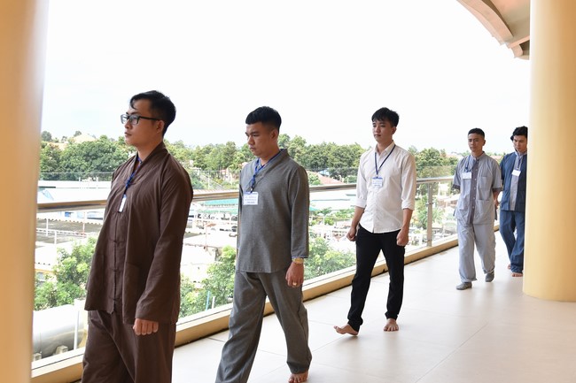 Gosinga Vietnam – Continuous Attention meditation Retreat for students